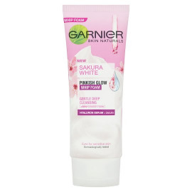 GARNIER Sakura Extract White Whip Очищающая пенка для лица